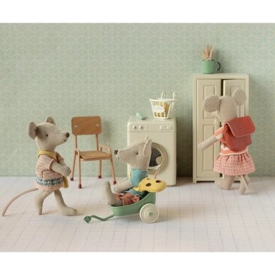 Tricycle Mouse Big sister with backpack Coral 1 Tricycle Mouse Big sister with backpack Coral 1