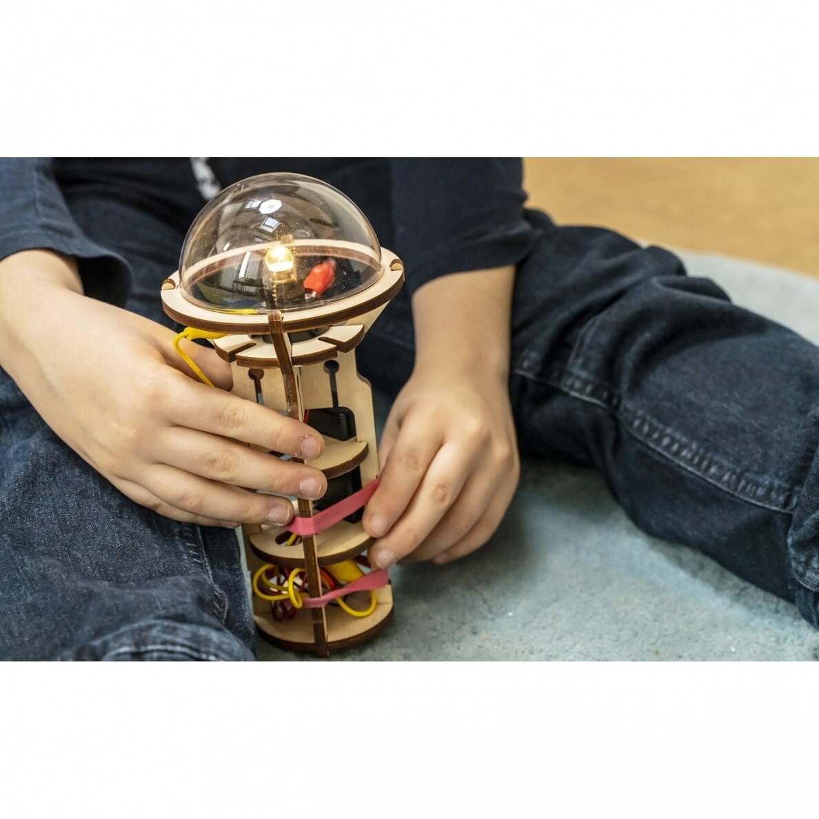 STEAM set MAKE A FLASHLIGHT, 8+ y. 1